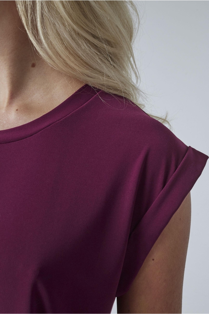 LOW A 10629 DEEP BORDEAUX
